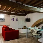 Bargello House By Francigenaapartments *