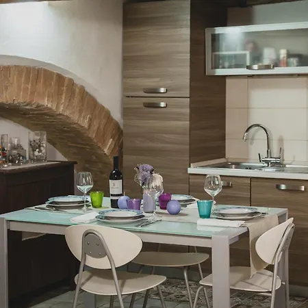 Bargello House By Francigenaapartments Apartment Siena
