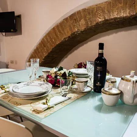 Bargello House By Francigenaapartments Apartman Siena