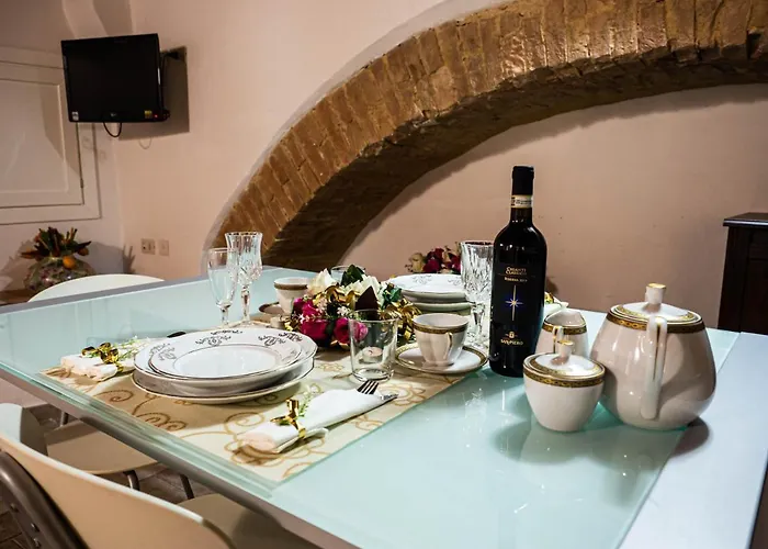 Bargello House By Francigenaapartments Apartment Siena